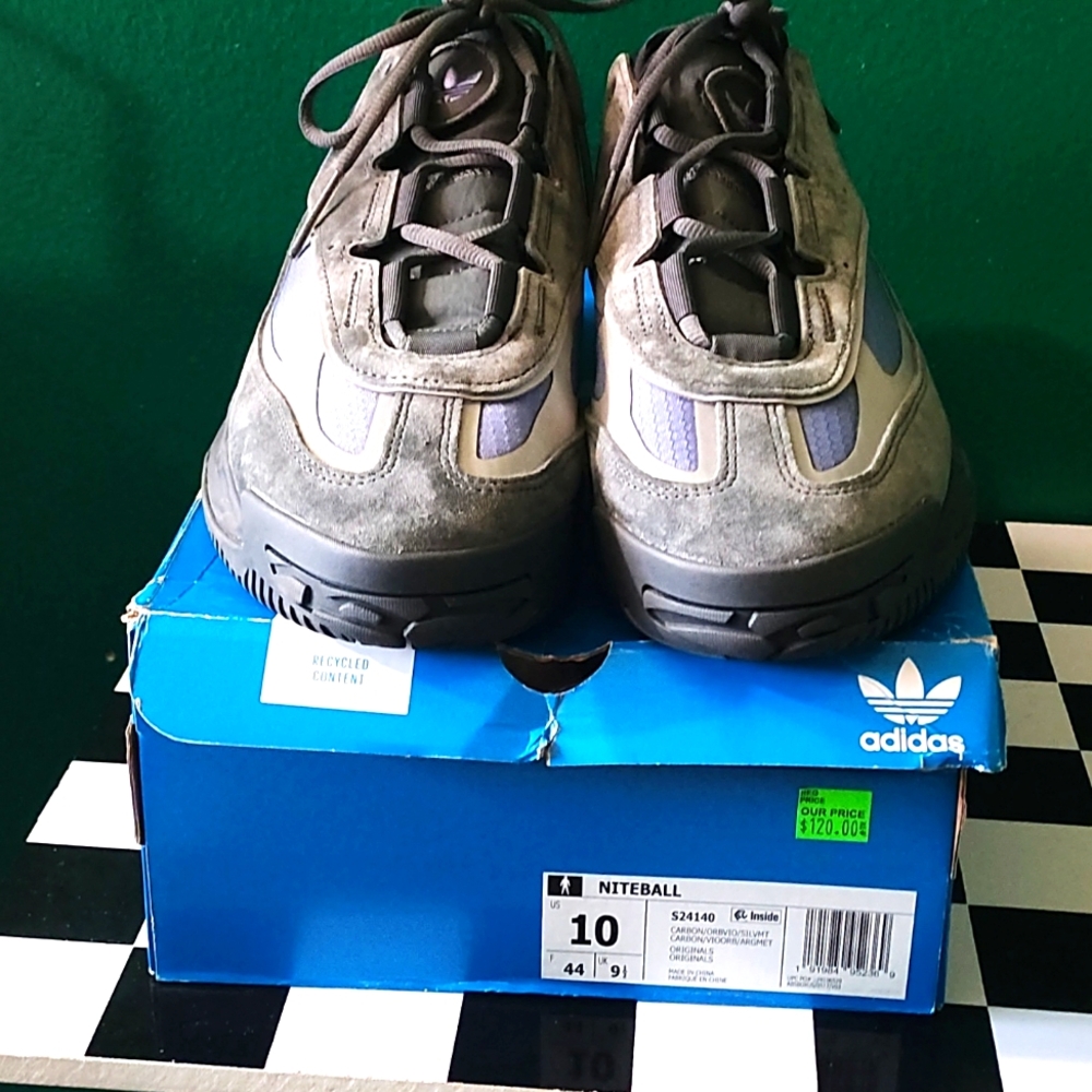 Adidas niteball